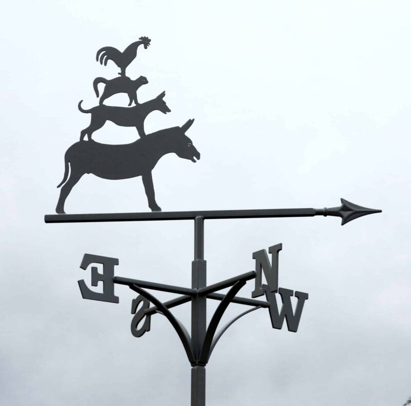 Musicians Of Bremen statue, Donkey Dog Cat & Cockerel Weathervane